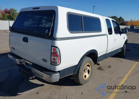 1998 Ford F-150 Lariat/Standard/Xl/Xlt z USA, uszkodzony, nr VIN 2FTZX1860WCB00134